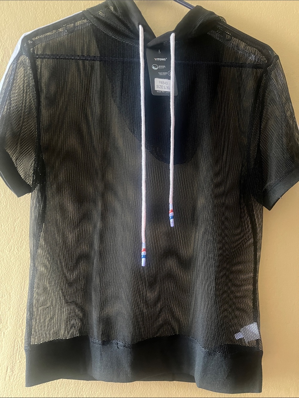 Yitong, girls Xl, Black Mesh Short Sleeve Hoodie , new with tags,